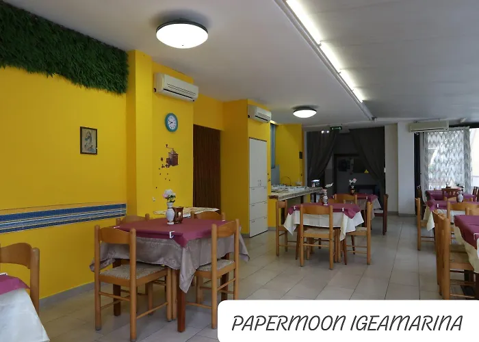 Ξενοδοχείο Paper Moon 2*